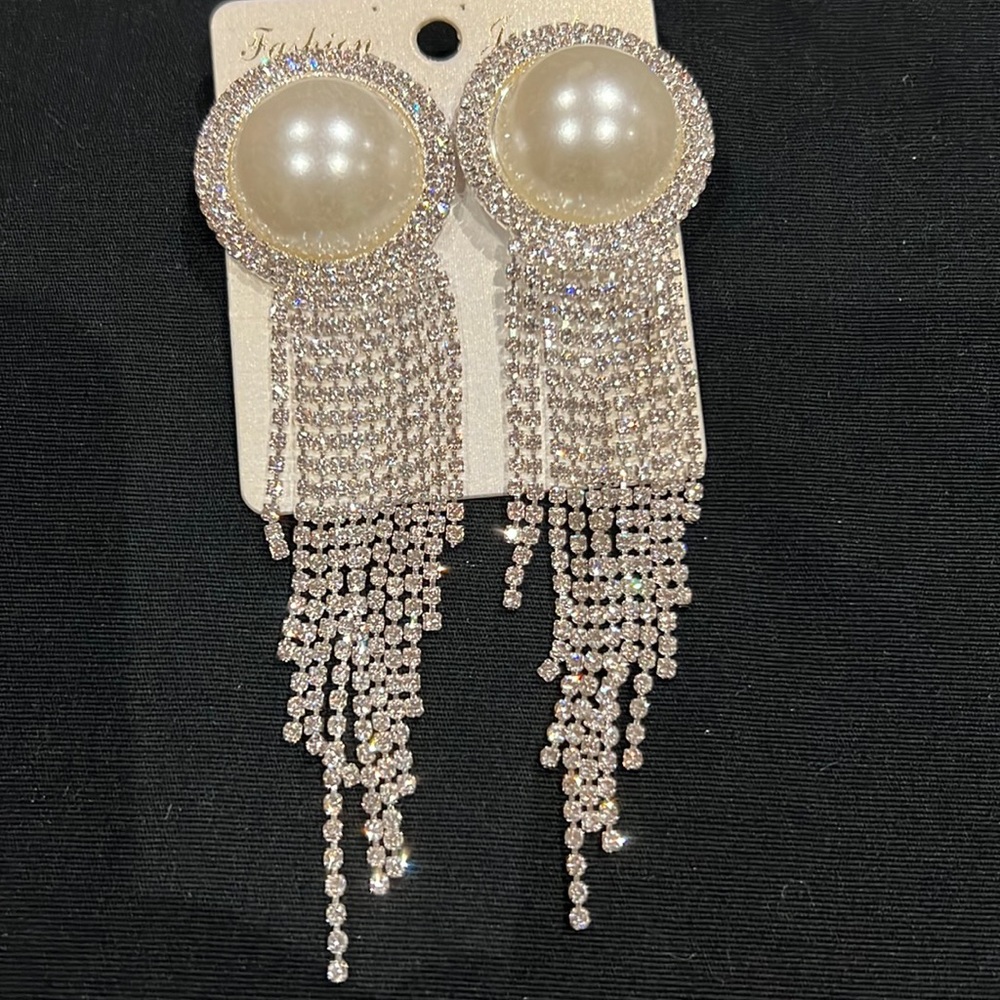RHINESTONE AND PEARL CLIP ON EARRINGS